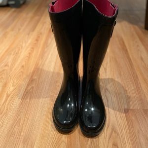 Rain boots